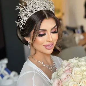 AMBER ESTHETICS MONTREAL BEAUTY ARTIST 2