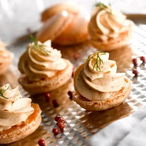 Des macarons délicats garnis d